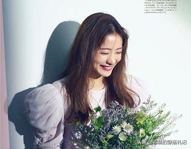当一个女人30岁时,试着打扮一下!不要穿这三种“衣服”,幼稚无味 当一个女人30岁时,试着打扮一下!不要穿这三种“衣服”,幼稚无味