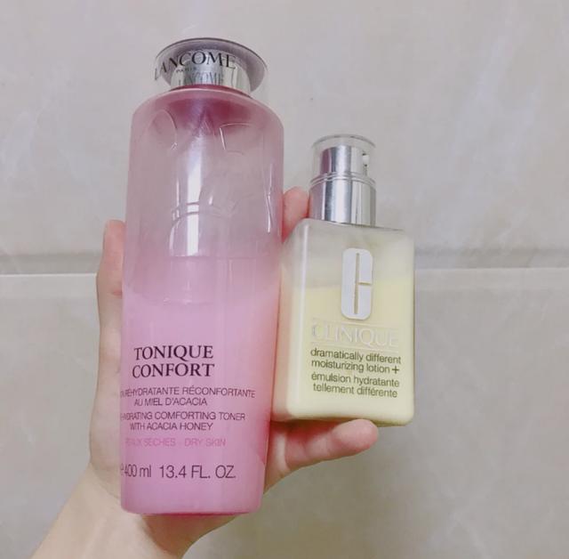 最佳“水乳液CP组合”排行榜上,护肤品想用效果很大,所以很适合搭配 最佳“水乳液CP组合”排行榜上,护肤品想用效果很大,所以很适合搭配